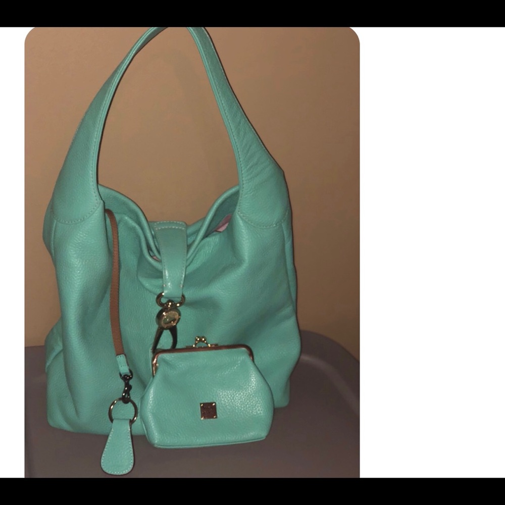 Dooney & Bourke Bag
